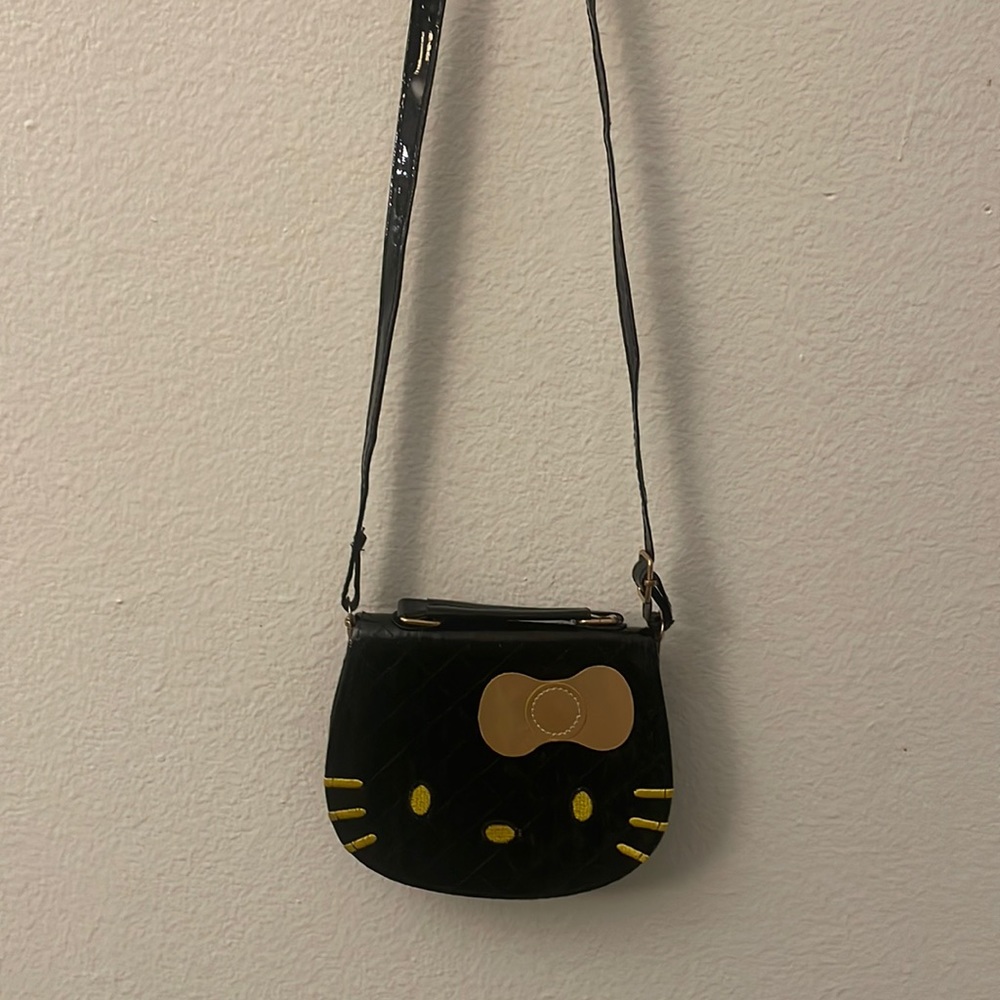 Hello Kitty purse